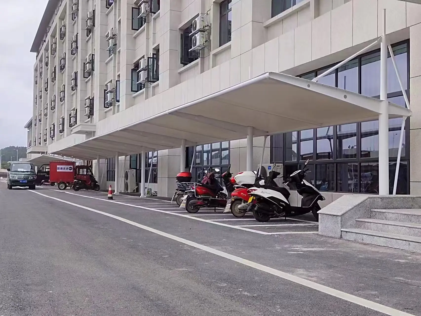 贵州西秀膜结构车棚采购避坑指南，本地源头工厂怎么选？